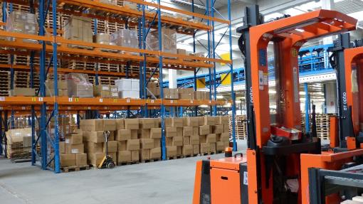 fork-lift-warehouse-scm-purchase